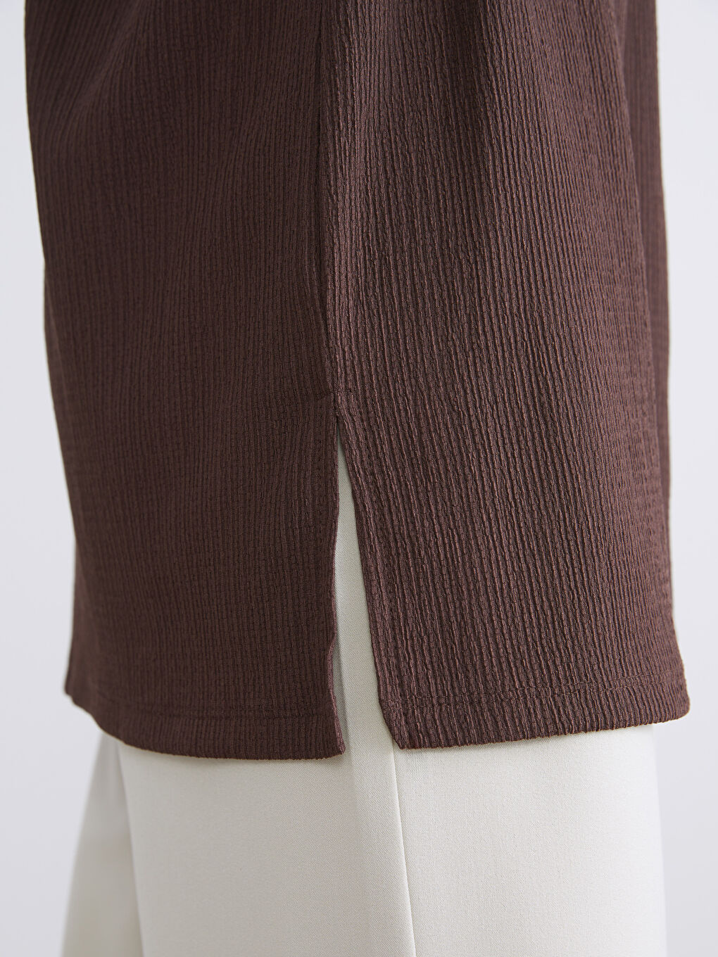 Kahverengi Bisiklet Yaka Fırfırlı Kadın Tunik-2