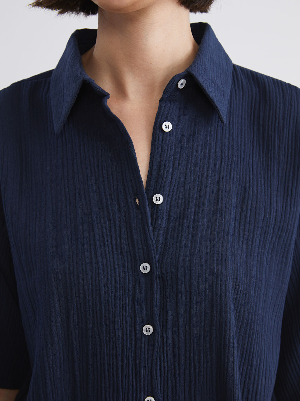 Lacivert Dokulu Kadın Gömlek-2