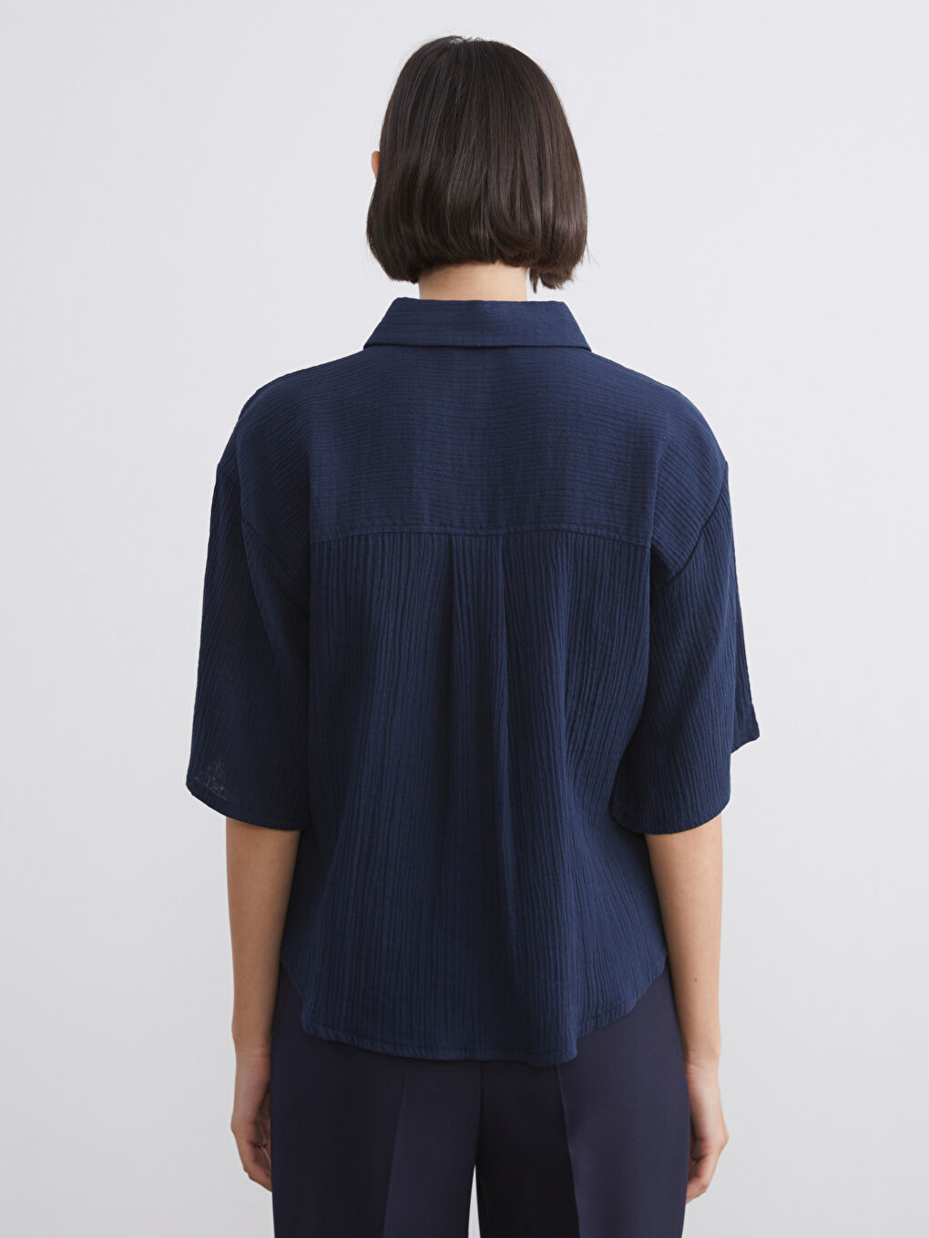 Lacivert Dokulu Kadın Gömlek-3