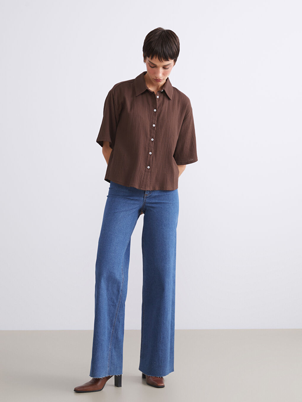 Kahverengi Dokulu Kadın Gömlek-1