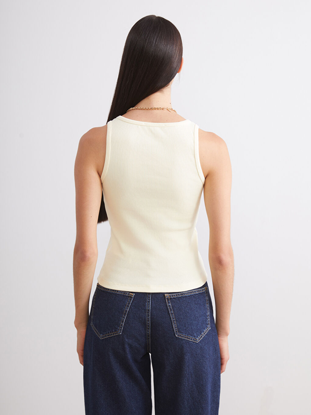 Beyaz Bisiklet Yaka Kadın Atlet 2'li-5