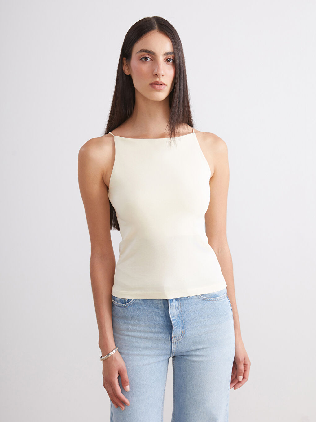 Beyaz Halter Yaka Askılı Kadın Atlet 2'li-2