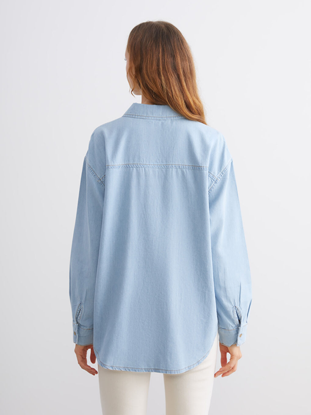 İndigo Cep Detaylı Kadın Jean Gömlek-3