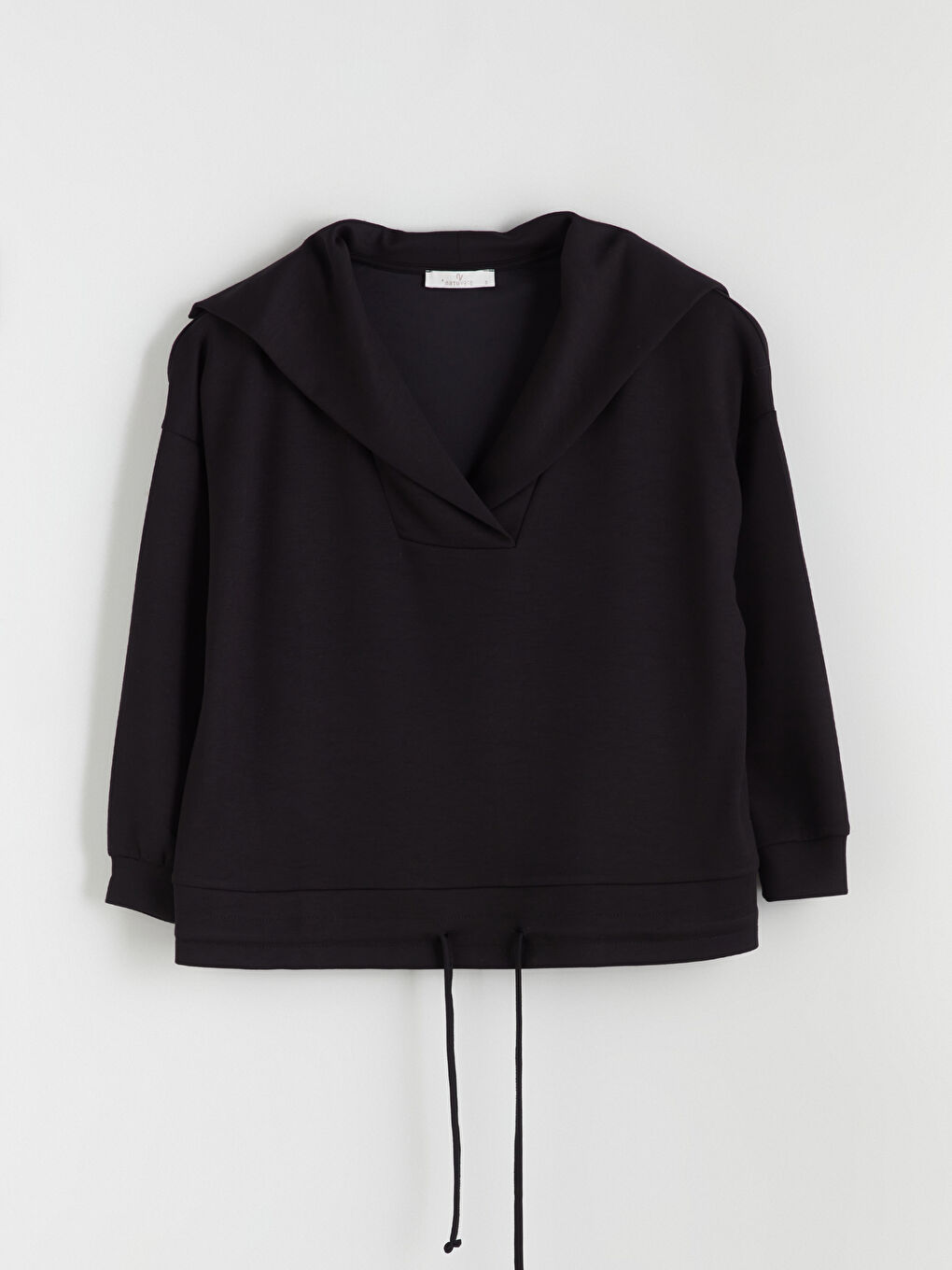 Siyah Polo Yaka Bağcıklı Bluz-4