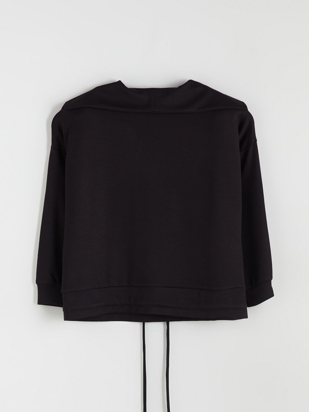 Siyah Polo Yaka Bağcıklı Bluz-5