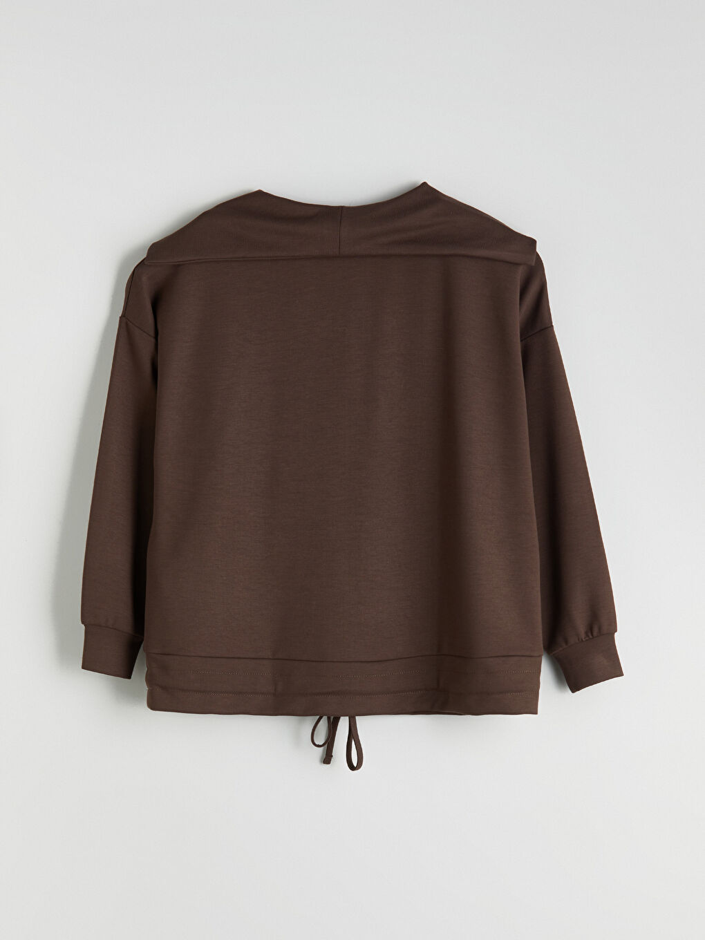 Kahverengi Polo Yaka Bağcıklı Bluz-5