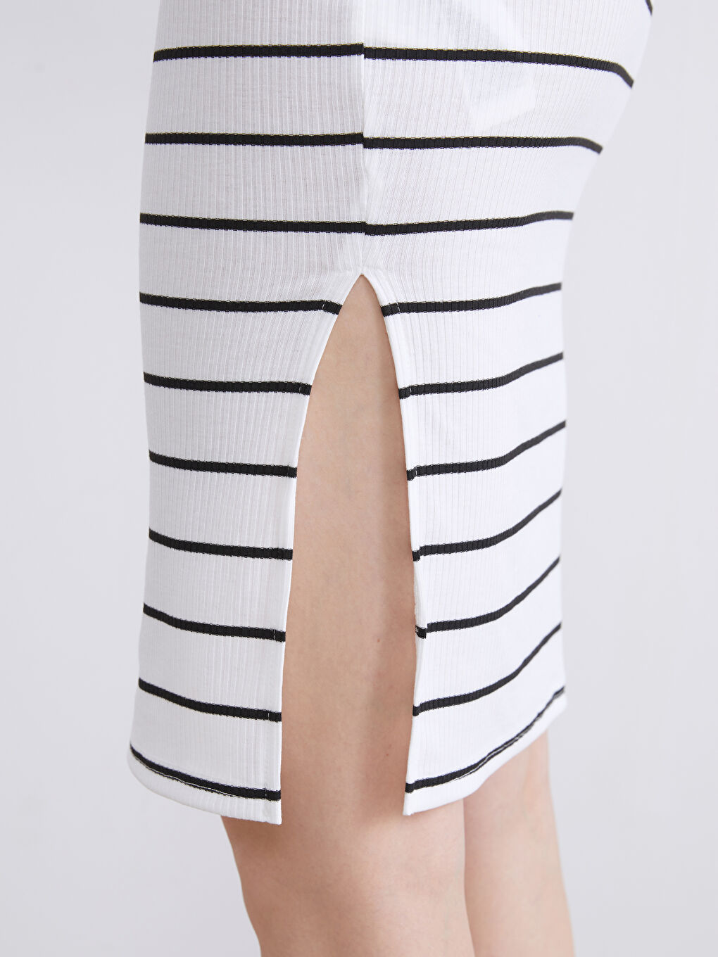 Crew Neck Striped Dress-2