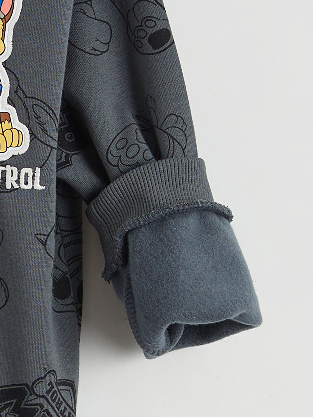 طقم رمادي ولد-3