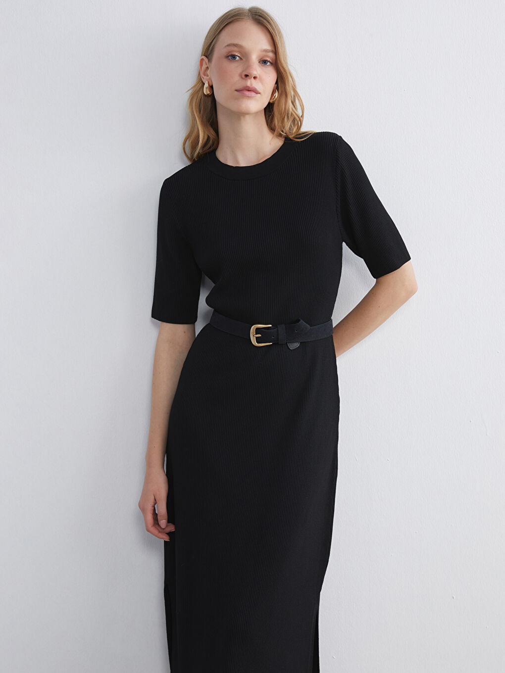 Siyah Bisiklet Yaka Triko Elbise