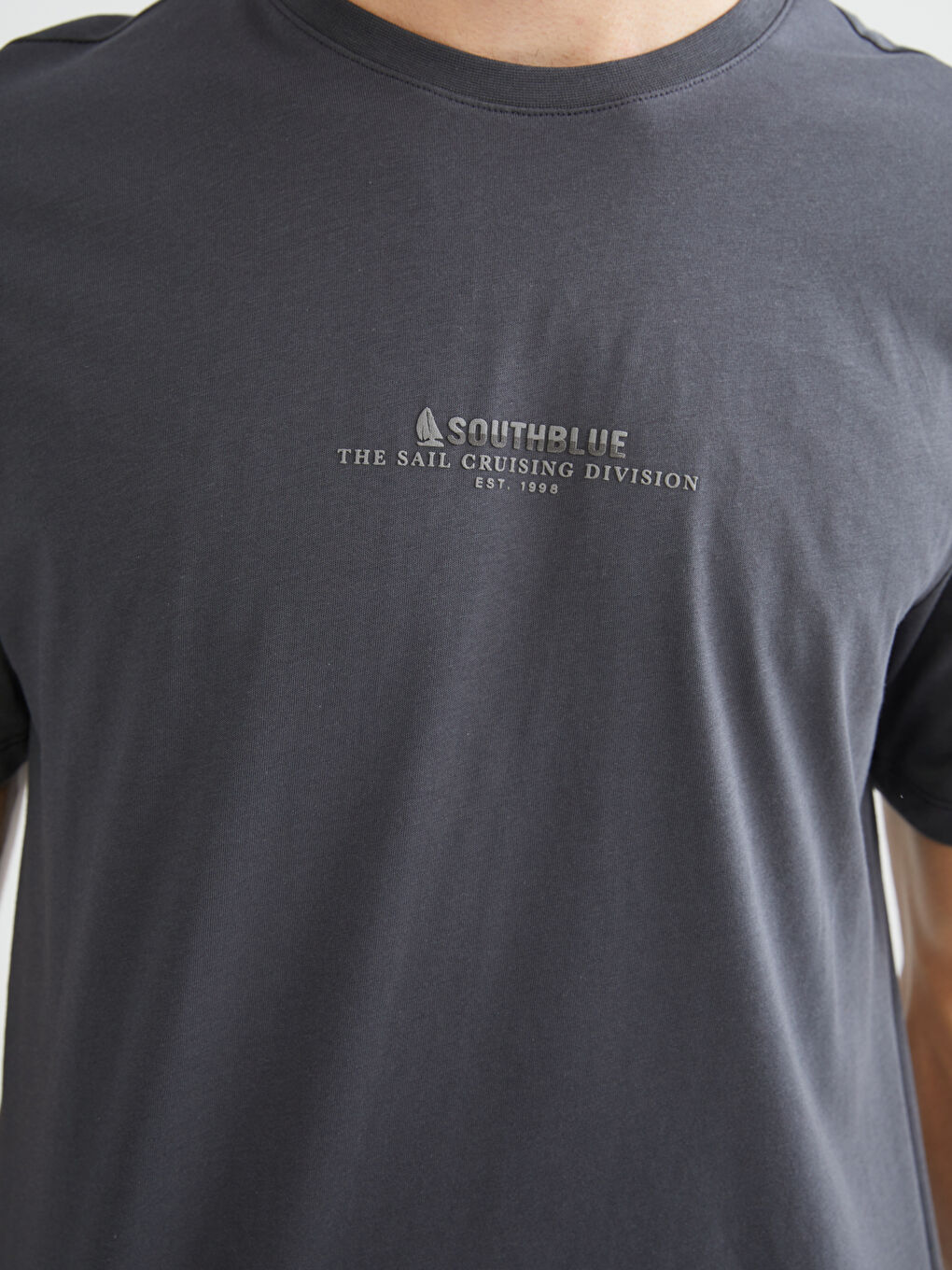 Antrasit Bisiklet Yaka Baskılı Penye Erkek Tişört-2