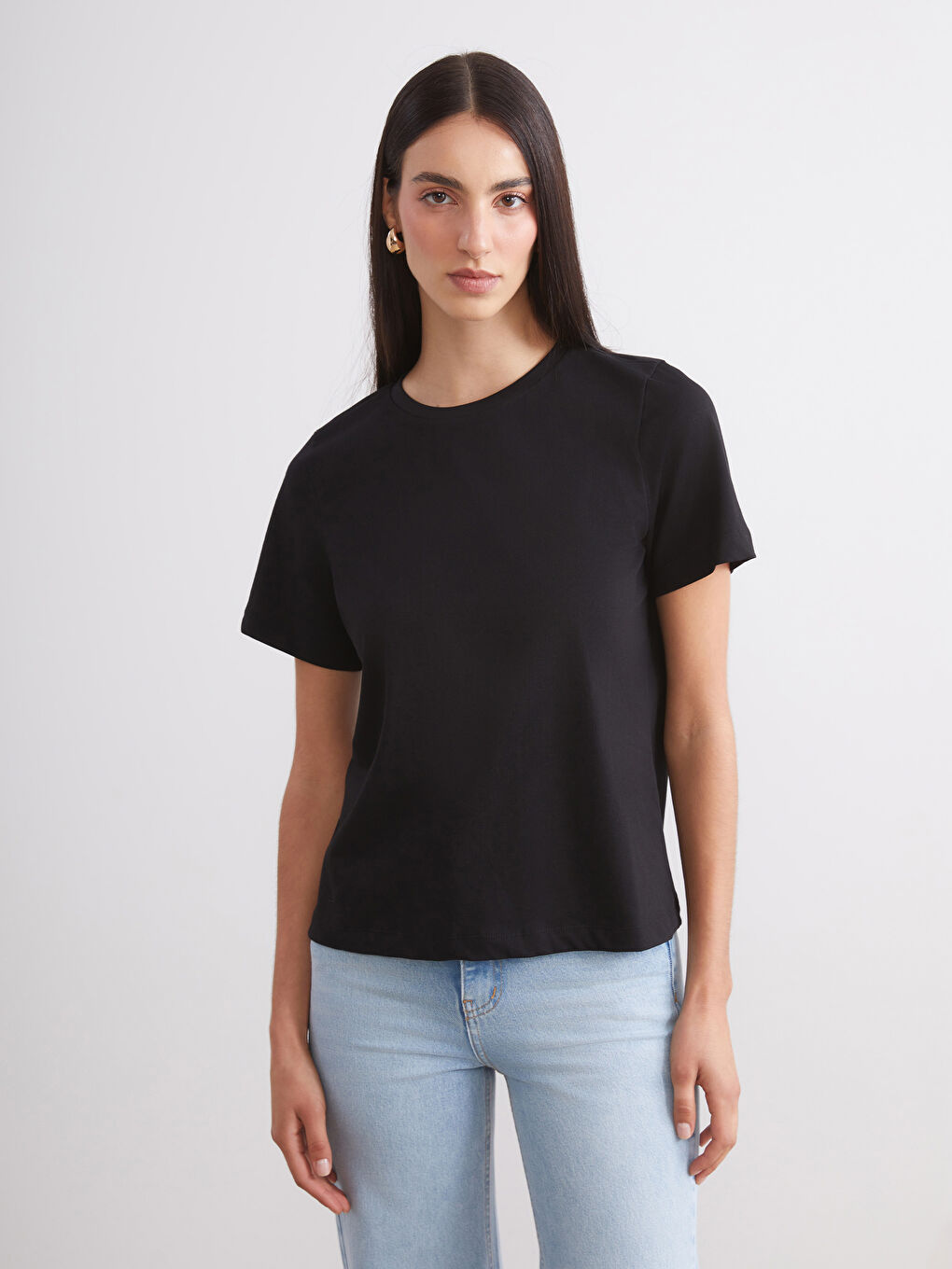 Siyah Bisiklet Yaka Kadın Tişört 2'li-3