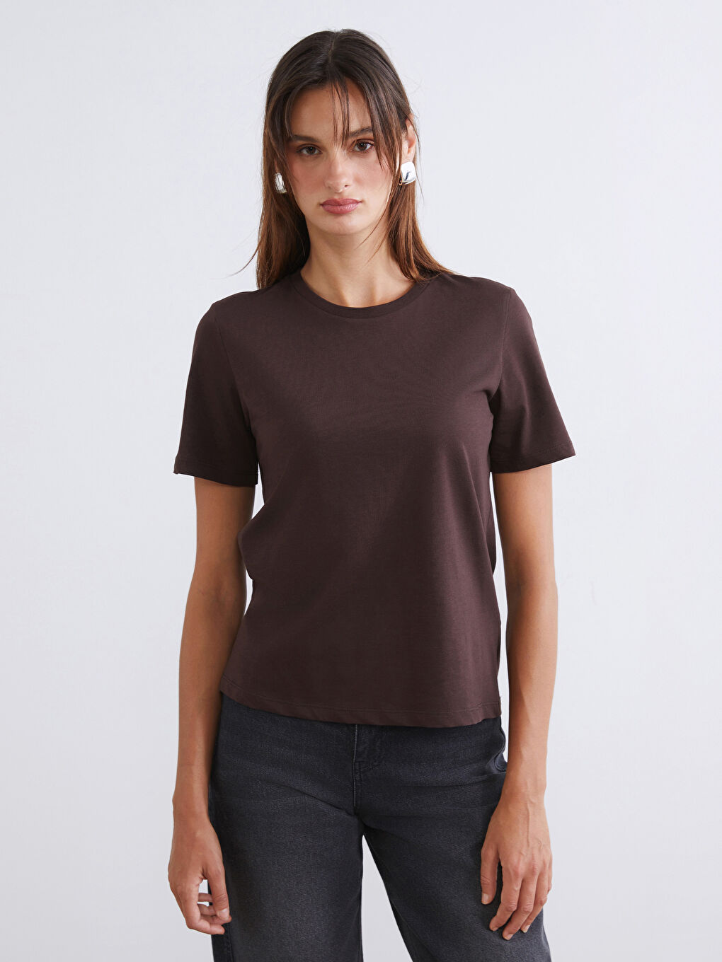 Kahverengi Bisiklet Yaka Kadın Tişört 2'li-1