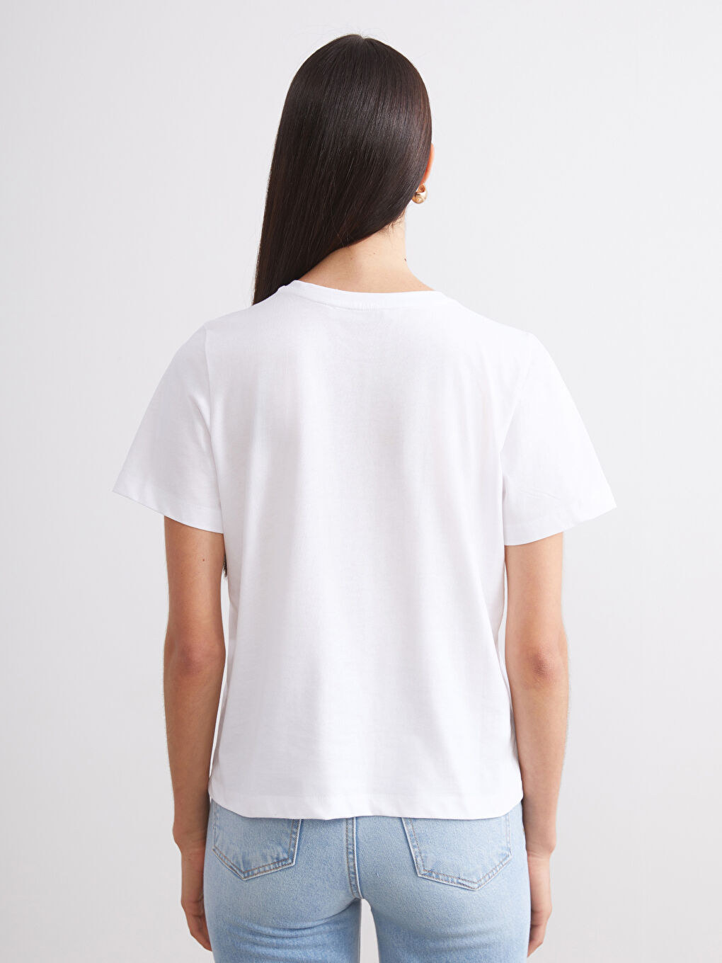 Beyaz Bisiklet Yaka Kadın Tişört 2'li-4