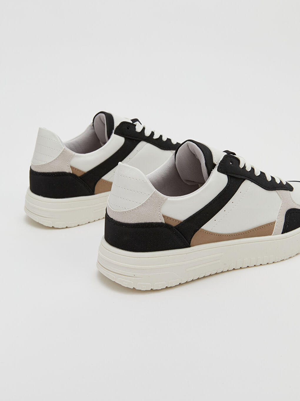 Beyaz Bağcıklı Erkek Spor Ayakkabı-4