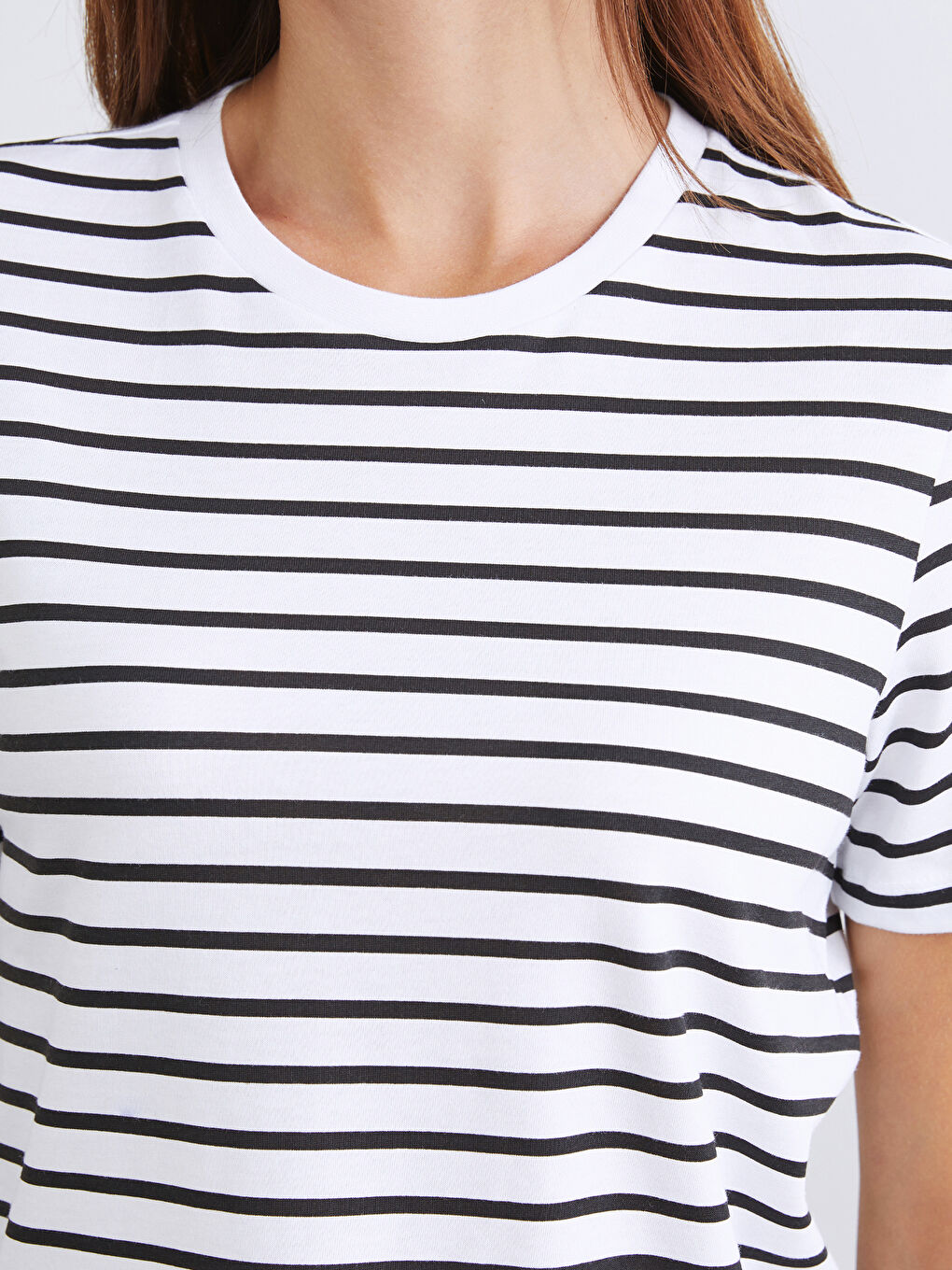 Siyah Bisiklet Yaka Kadın Tişört 2'li-4