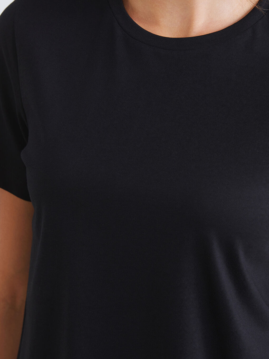 Siyah Bisiklet Yaka Kadın Tişört 2'li-5