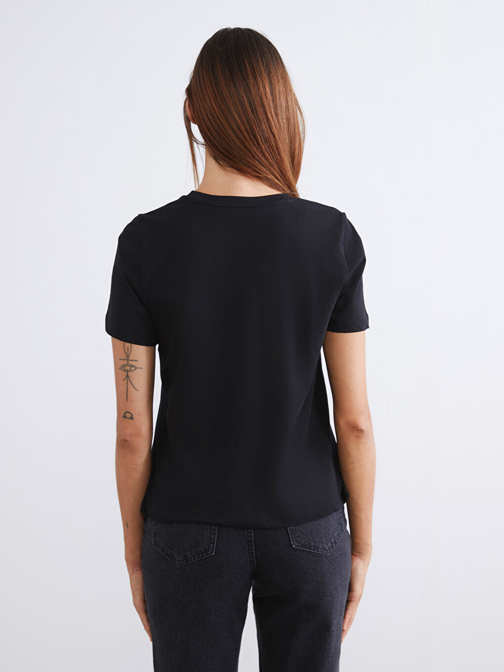 Siyah Bisiklet Yaka Kadın Tişört 2'li-7