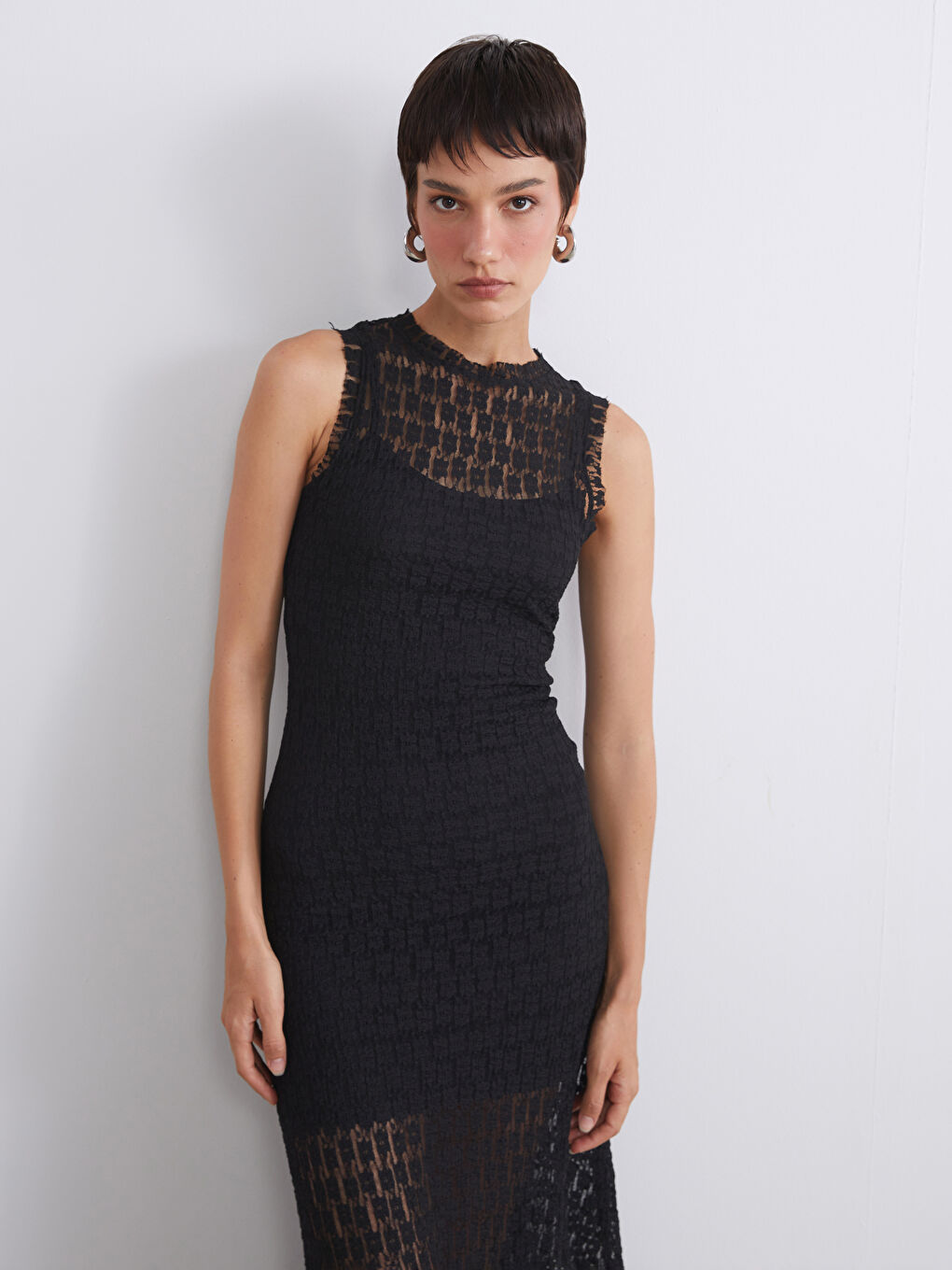 Siyah Bisiklet Yaka Dantelli Elbise-1