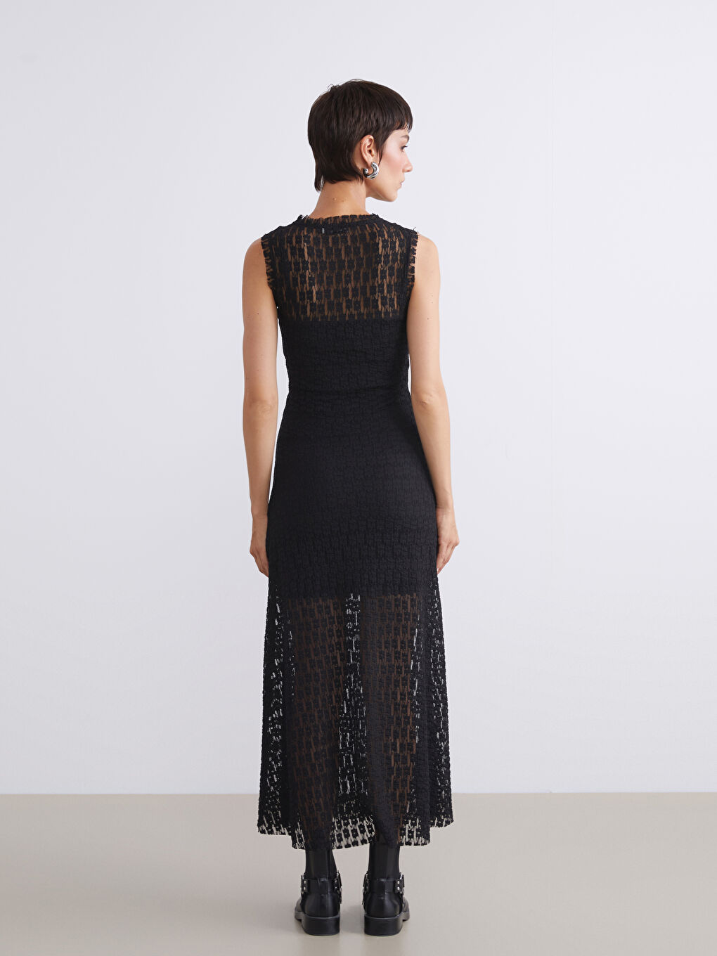 Siyah Bisiklet Yaka Dantelli Elbise-3