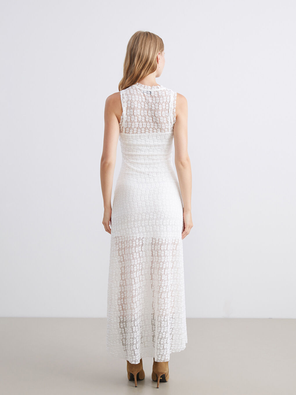 Ekru Bisiklet Yaka Dantelli Elbise-3