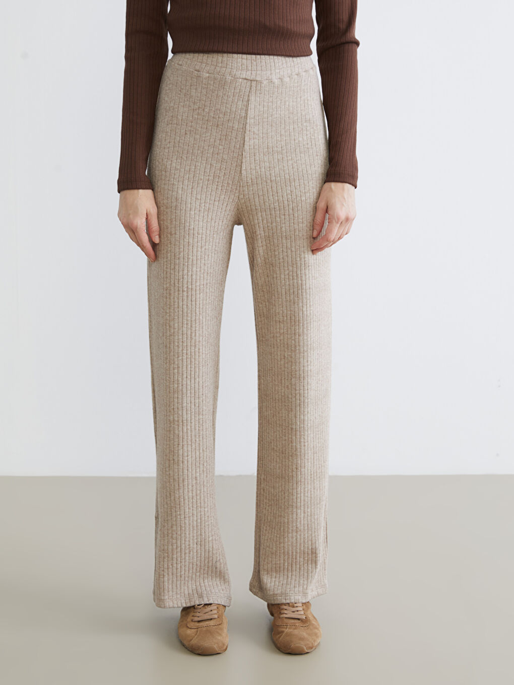 Женские брюки с эластичным поясом-1