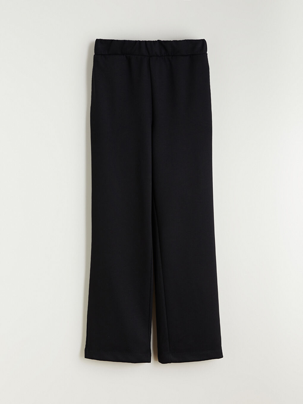 Siyah Beli Lastikli Geniş Paça Kadın Eşofman Altı-4