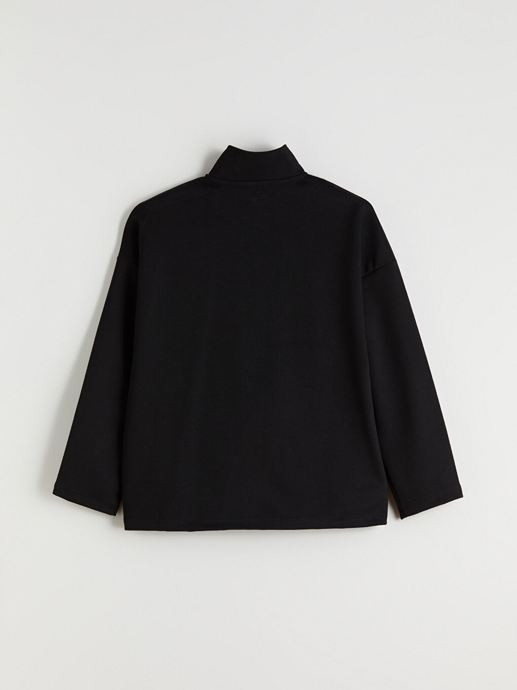 Siyah Dik Yaka Oversize Kadın Sweatshirt-5