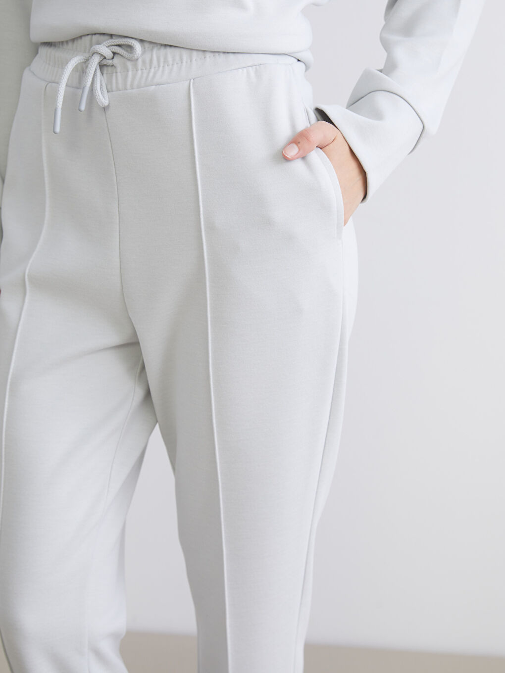 Gri Beli Lastikli Kadın Eşofman Altı-2