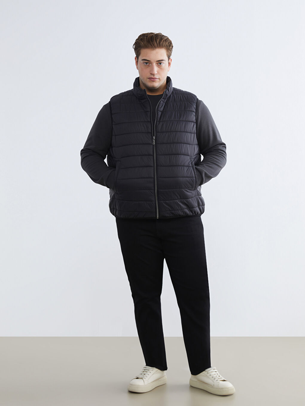 Siyah Büyük Beden Standart Kalıp Dik Yaka Erkek Şişme Yelek-1