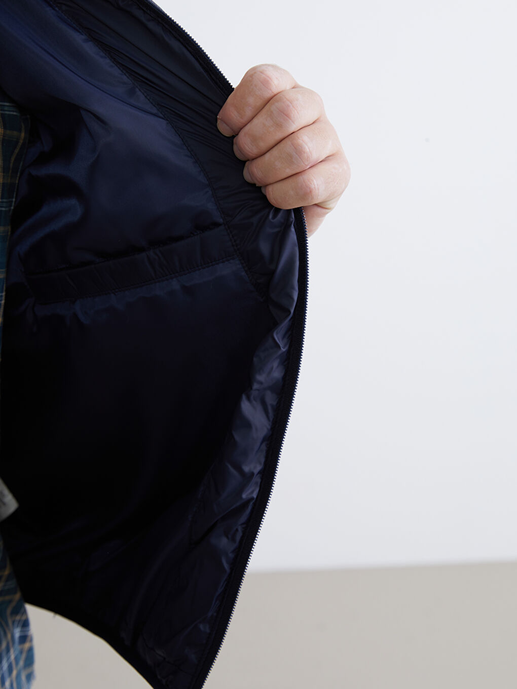 Lacivert Büyük Beden Standart Kalıp Dik Yaka Erkek Şişme Yelek-3