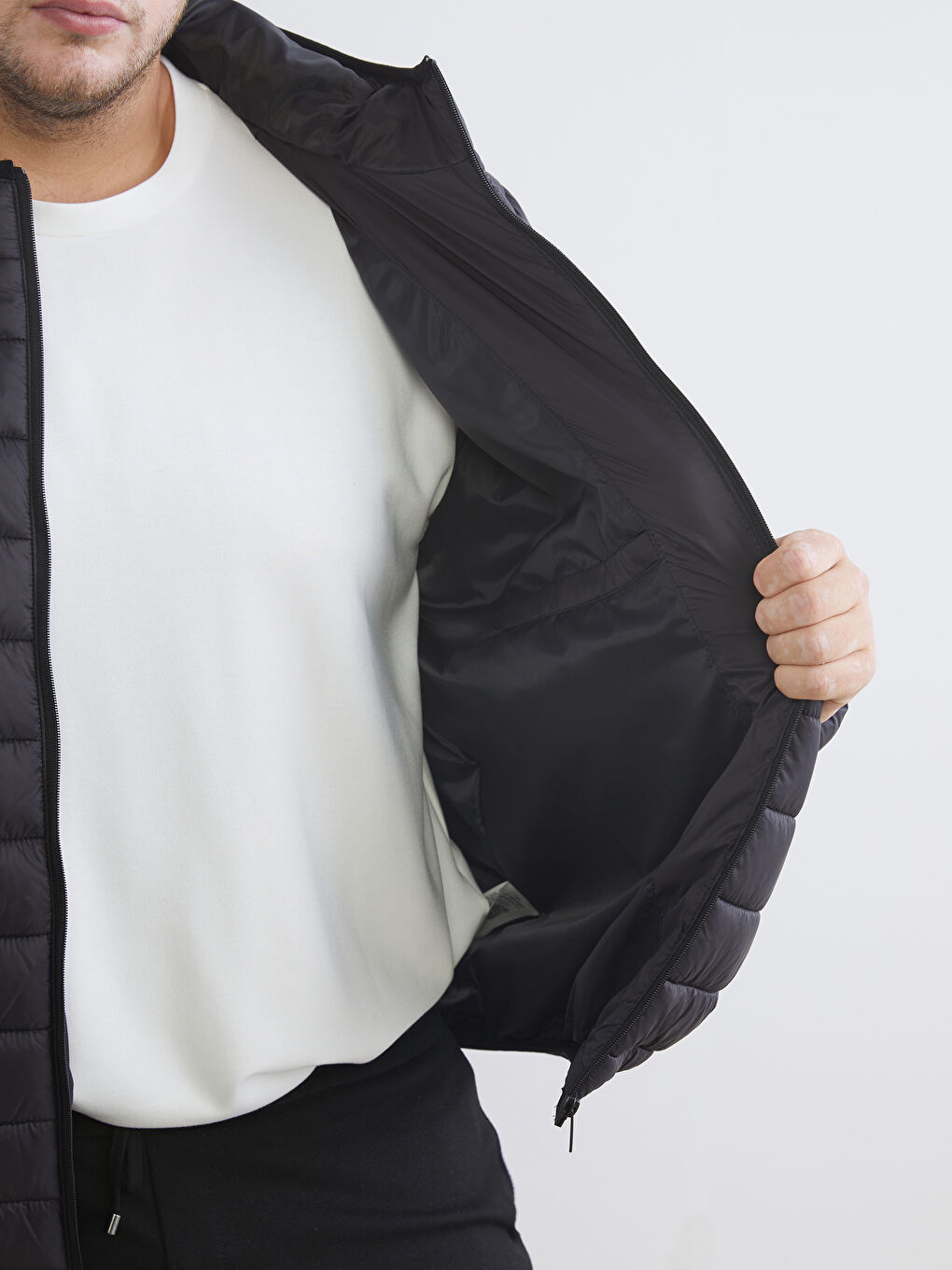 Siyah Büyük Beden Standart Kalıp Kapüşonlu Erkek Şişme Mont-2