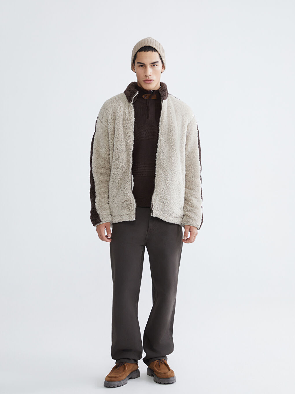 Bej Dik Yaka Pelüş Erkek Fermuarlı Sweatshirt-1