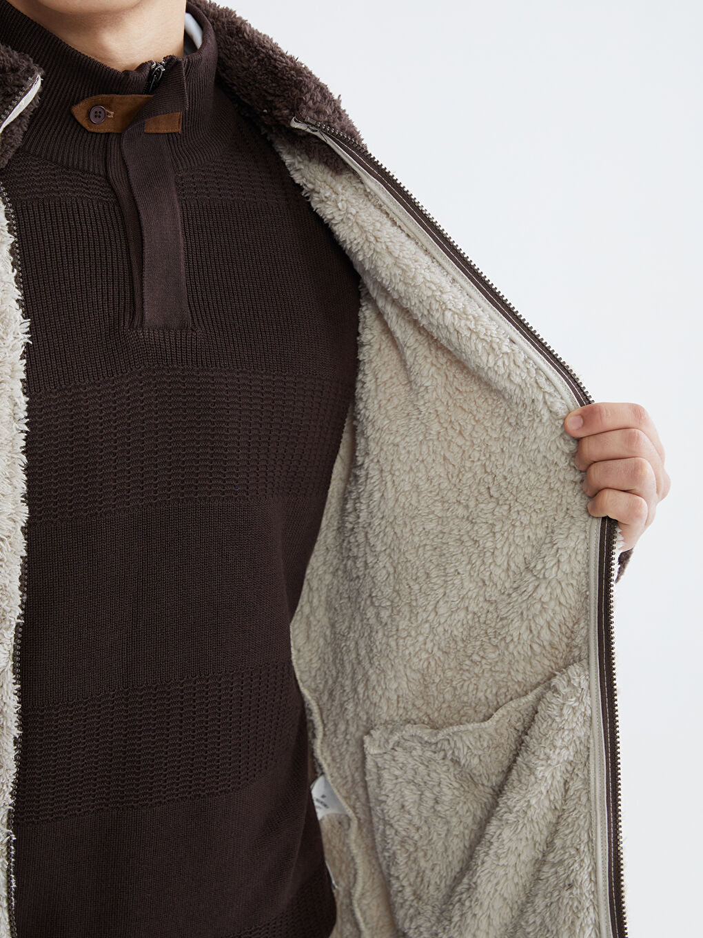 Bej Dik Yaka Pelüş Erkek Fermuarlı Sweatshirt-3