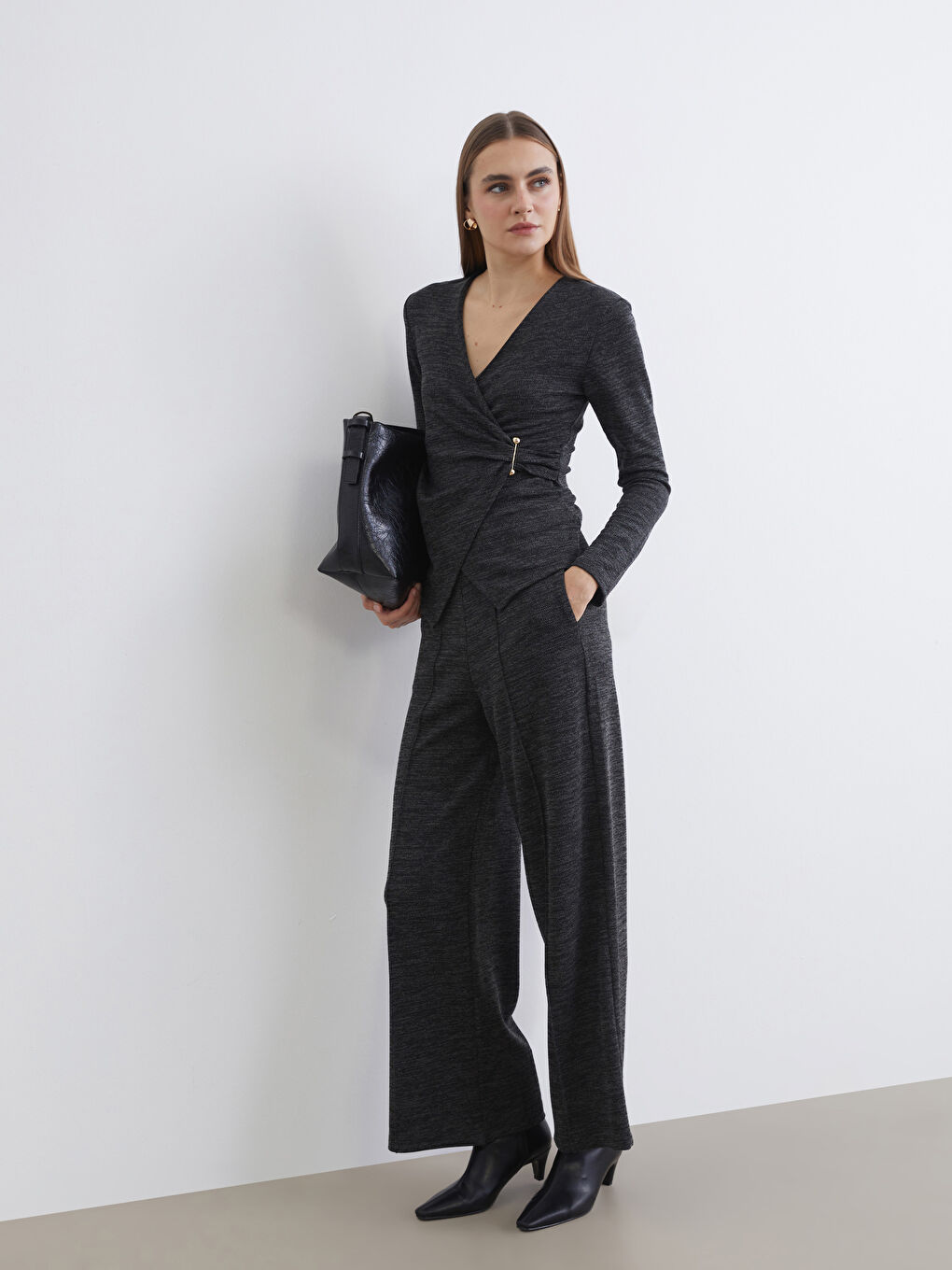 سروال نساء واسع الساق بخصر مطاطي