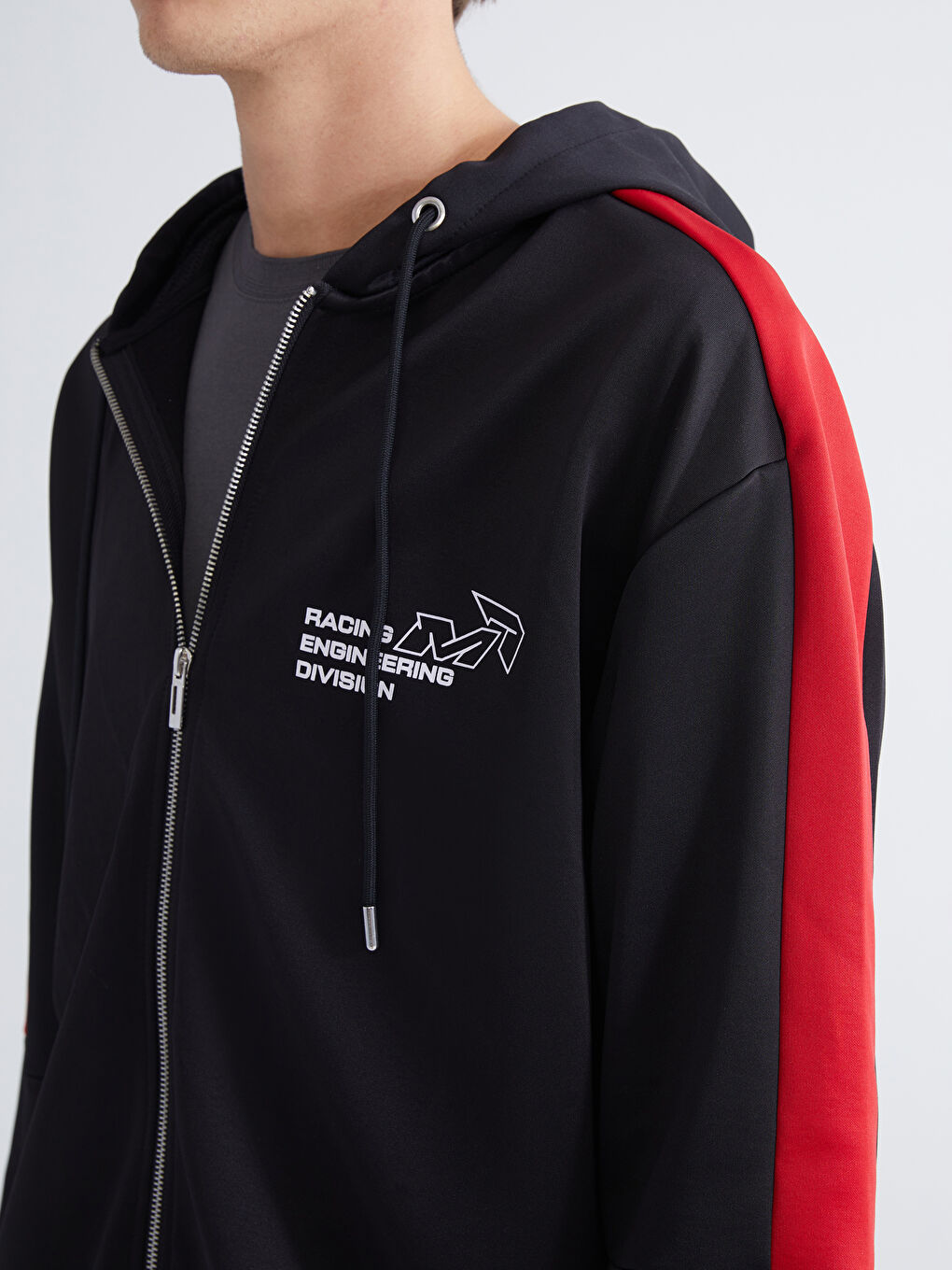 Siyah Kapüşonlu Uzun Kollu Erkek Fermuarlı Sweatshirt-2