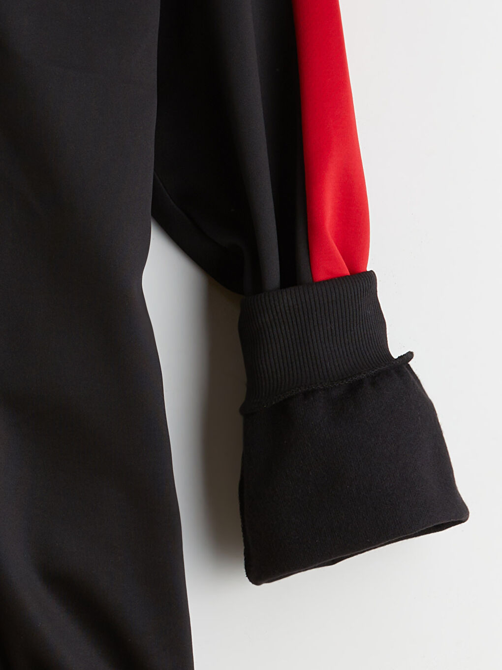 Siyah Kapüşonlu Uzun Kollu Erkek Fermuarlı Sweatshirt-5