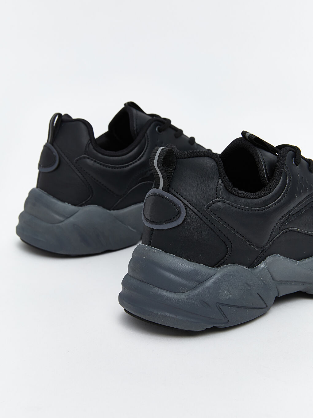 Siyah Bağcıklı Kadın Spor Ayakkabı-4