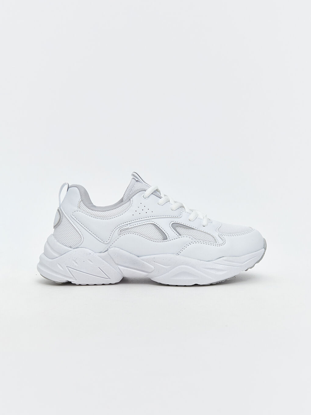 Beyaz Bağcıklı Kadın Spor Ayakkabı-1