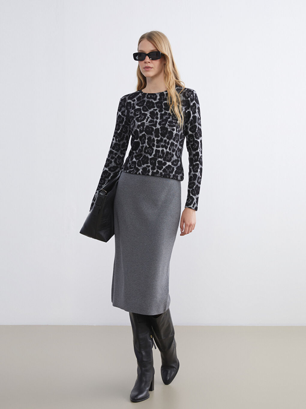 Suknja od trikotaže s elastičnim strukom