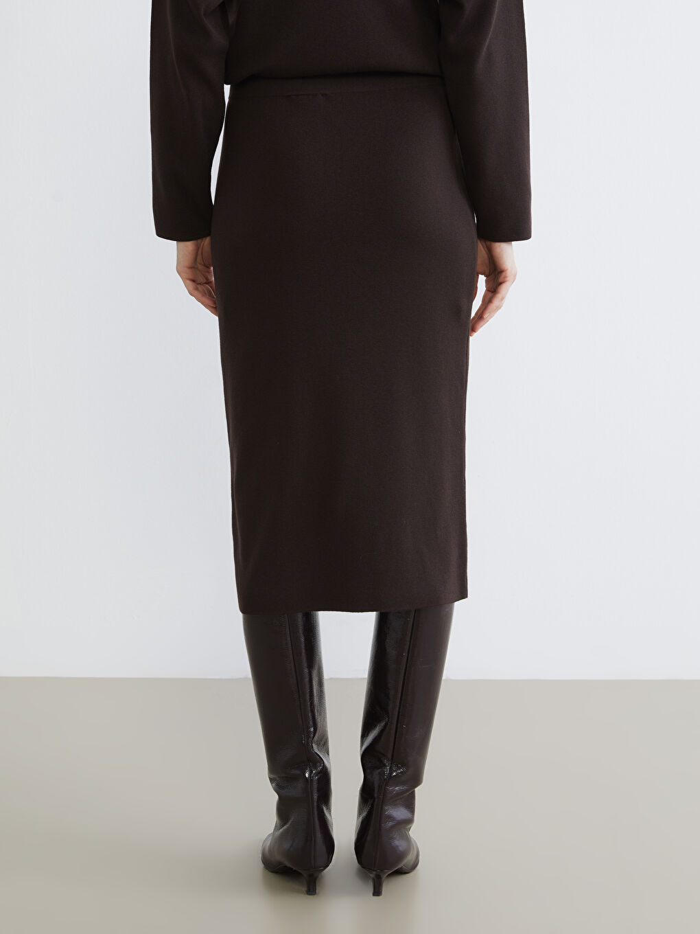 Elastic Waist Knitwear Skirt-3