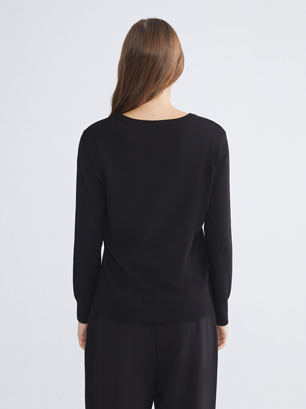 Siyah Bisiklet Yaka Kadın Triko Hırka-3