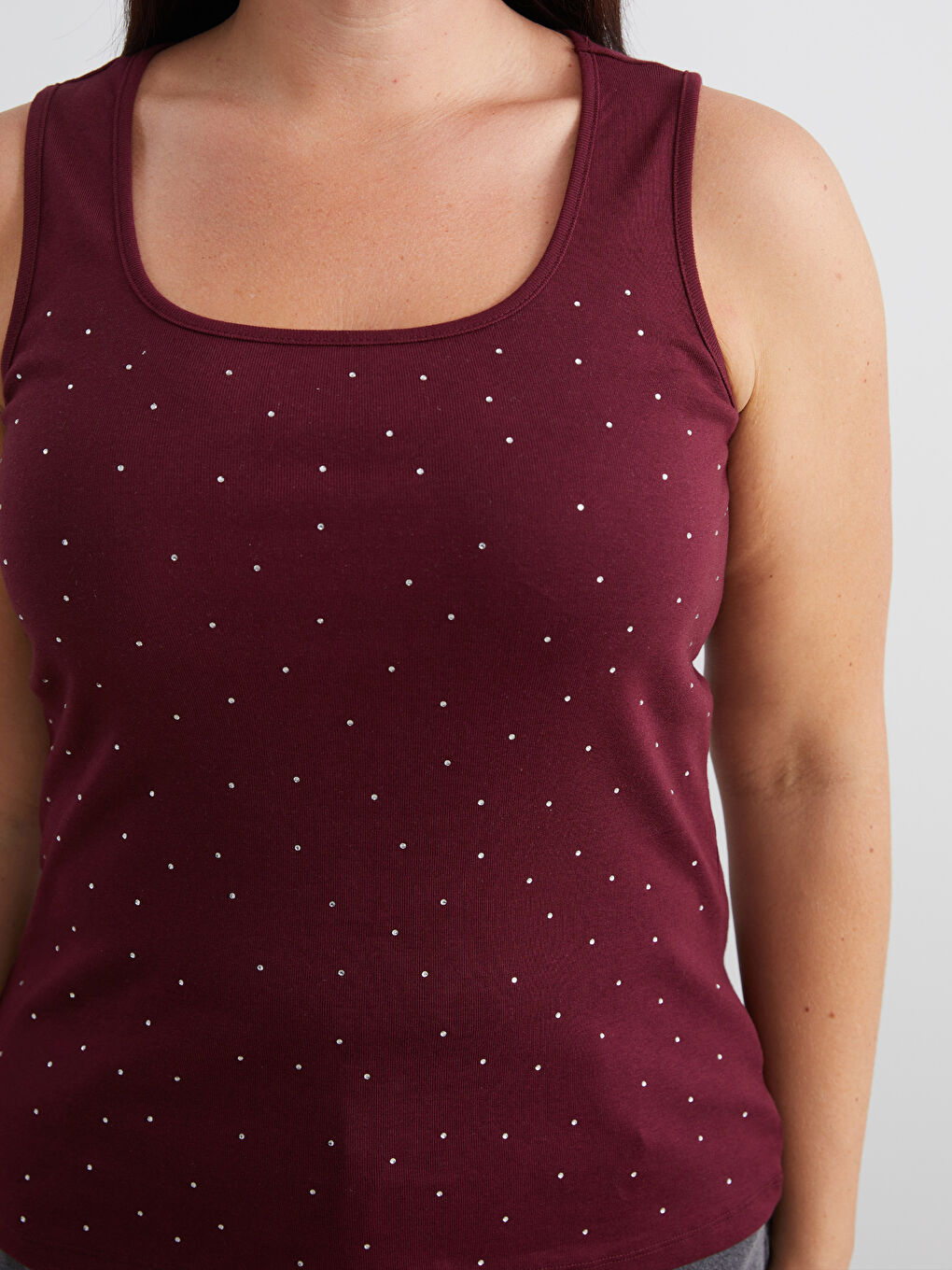 Bordo Büyük Beden U Yaka Taşlı Kadın Atlet-2