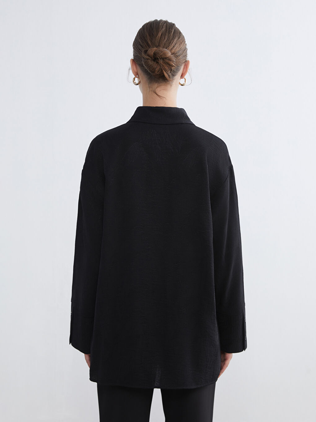 Siyah Kendinden Desenli Kadın Gömlek Tunik-3