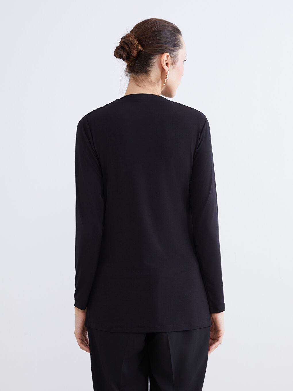 Siyah Bisiklet Yaka Büzgülü Kadın Tunik-3