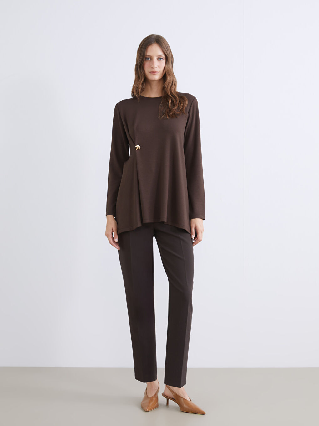 Kahverengi Bisiklet Yaka Büzgülü Kadın Tunik-1