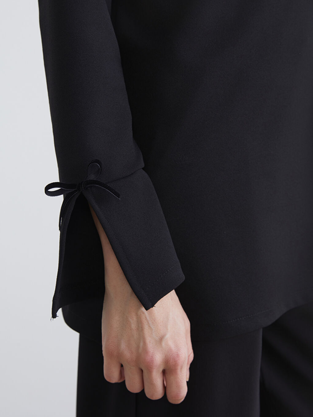 Siyah Bisiklet Yaka Oversize Kadın Tunik-2