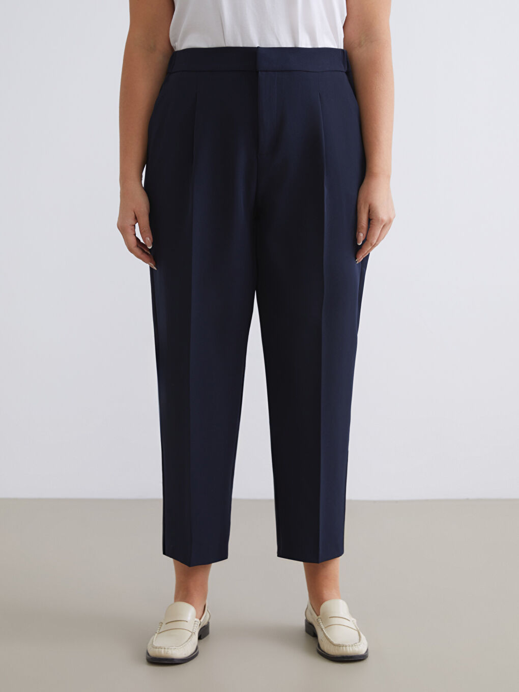 Lacivert Beli Lastikli Kadın Pileli Pantolon-5