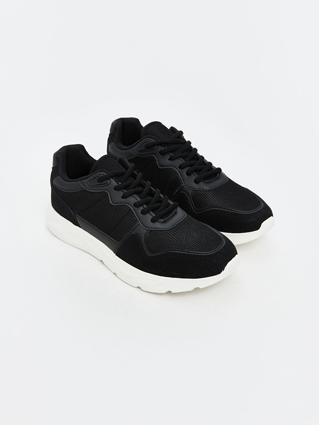 Siyah Bağcıklı Kadın Spor Ayakkabı