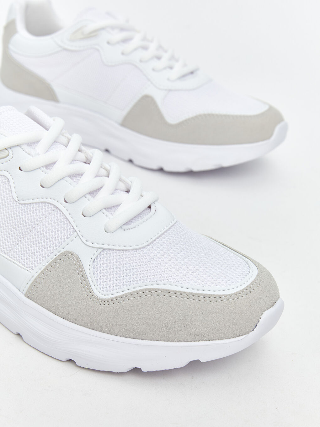 Beyaz Bağcıklı Kadın Spor Ayakkabı-2