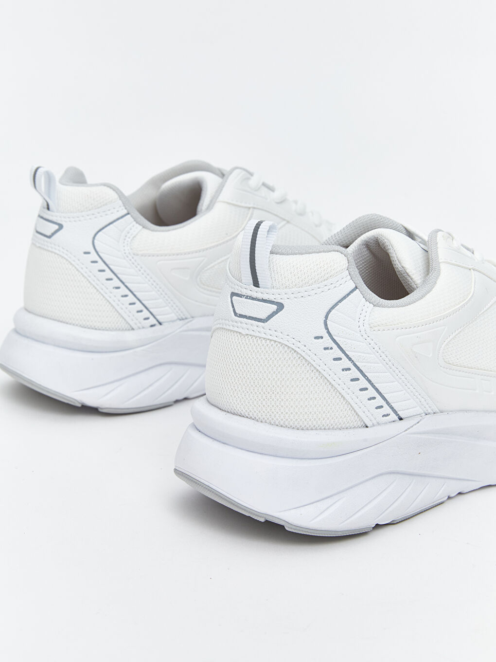 Beyaz Bağcıklı Erkek Spor Ayakkabı-4